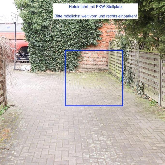 Freundliche Wohnung Mit Parkplatz Und Terrasse نيوبراندنبرغ المظهر الخارجي الصورة
